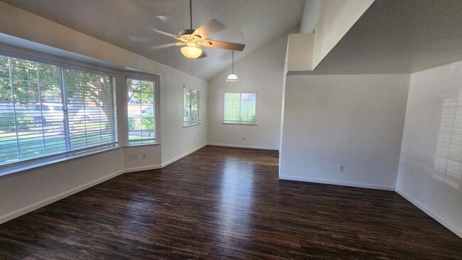 Building Photo - 1242 Armstrong Ave
