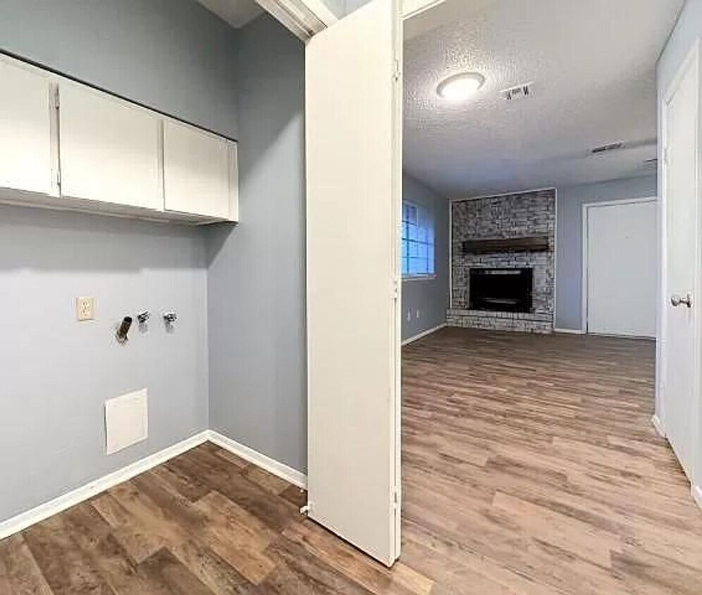 Foto del edificio - 6617 NW Denver Ave