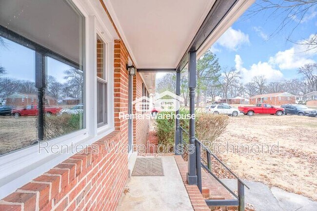 Foto del edificio - 1419 Southbury Ave