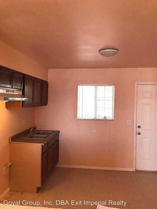 Foto del edificio - 228 N 7th St