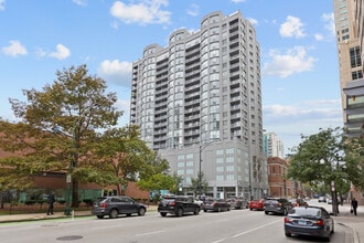 Building Photo - 600 N Dearborn St