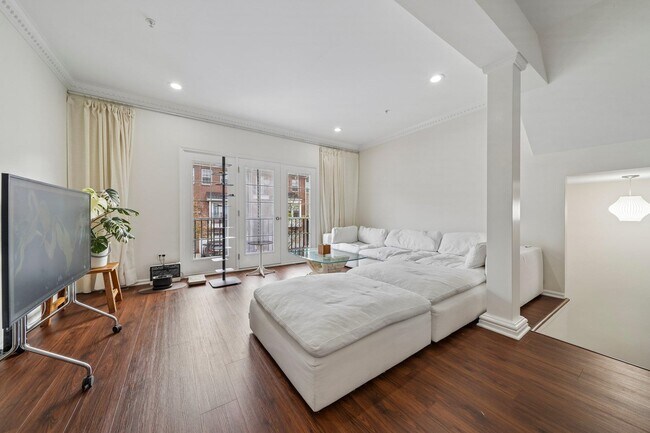 Foto del edificio - 21 Creekside Ct