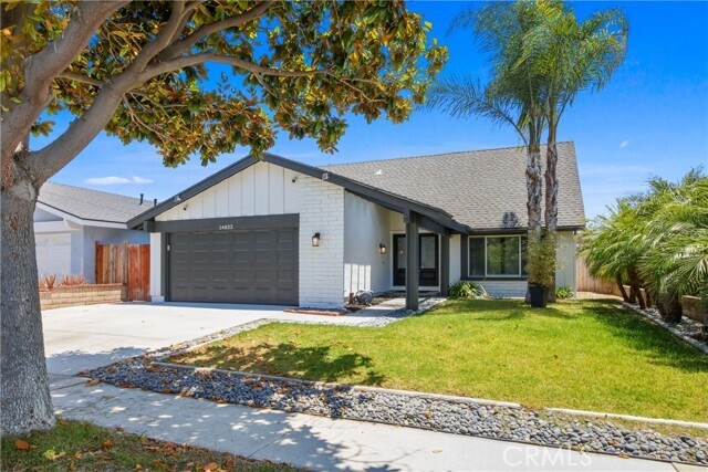 Foto principal - 14822 Foxcroft Rd