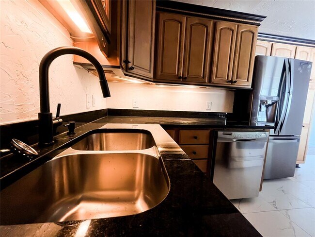 Foto del edificio - 10601 Tumilty Terrace