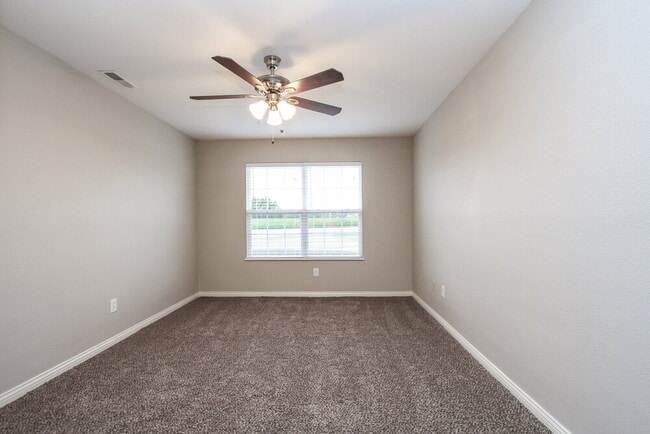 Foto del edificio - 9016 Hosta Way