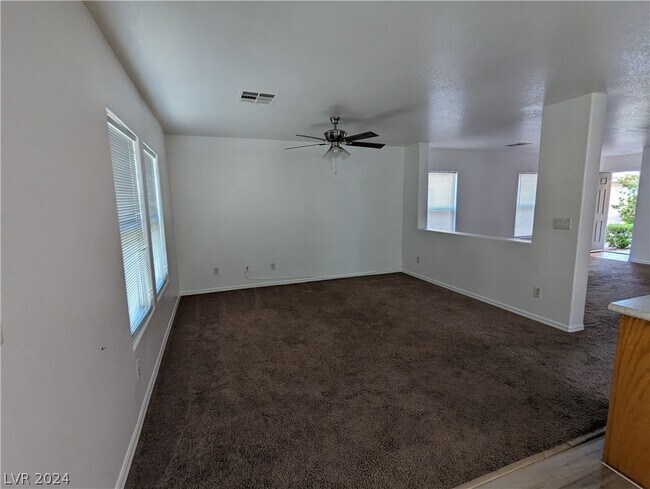 Building Photo - 11196 Salentino Ave