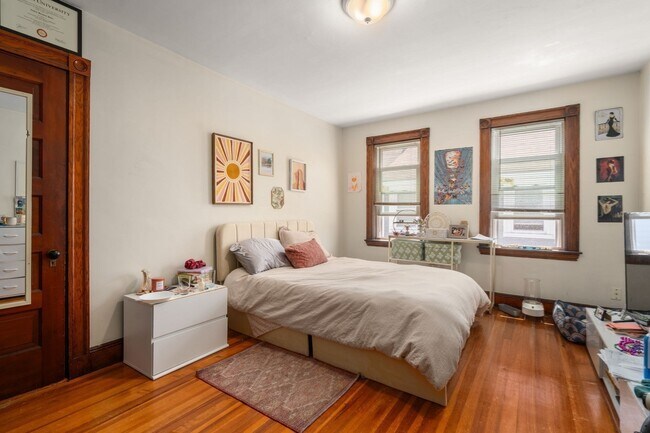 Foto del edificio - 124 Brooks St