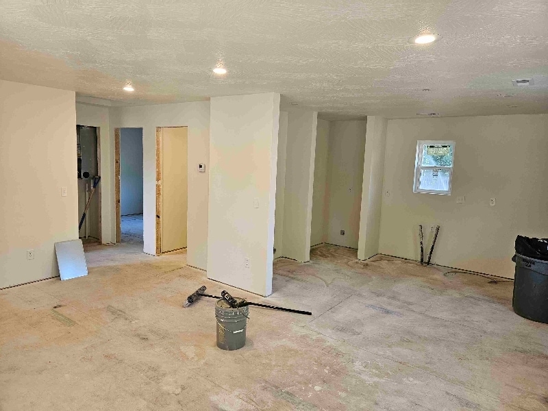 Building Photo - 1047 E Villa Marie St