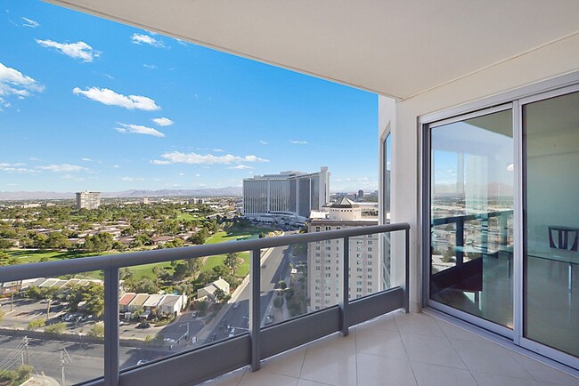 Building Photo - Turnberry Towers~2 bedroom condo with pano...