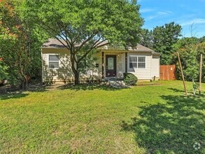 Building Photo - 3812 Lively Ln