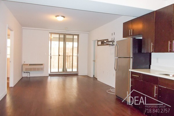 Foto principal - 955 Coney Island Ave