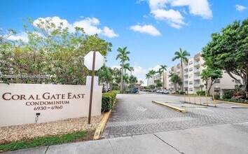 Building Photo - 6960 Miami Gardens Dr
