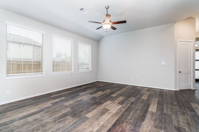 Foto del edificio - 27054 Golden Knoll Dr