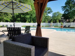 Swimming Pool - Park Meadows Apartments