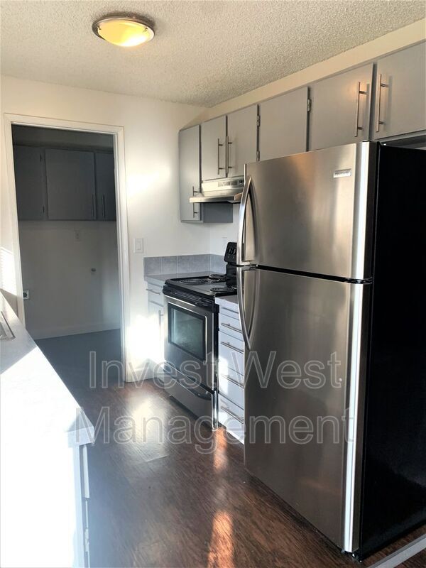 Foto del edificio - 309 NE 104th Ave
