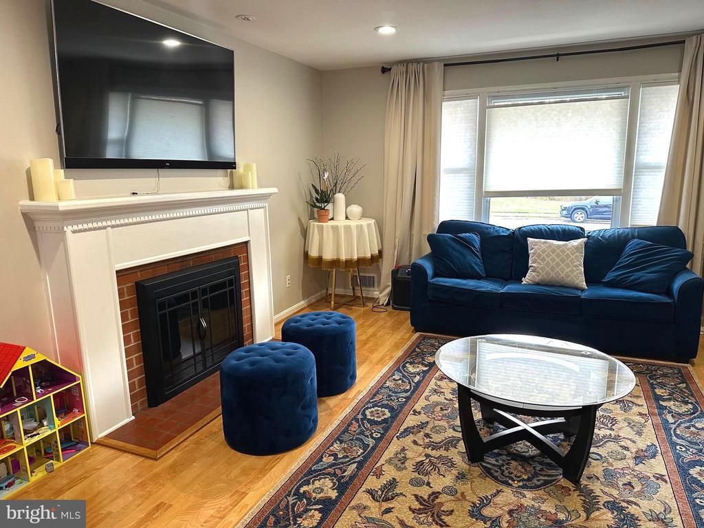 Foto principal - 8140 Drayton Ln