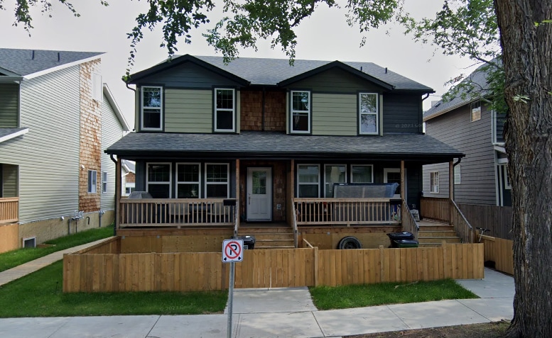 Photo principale - 11207-11251 51 St NW