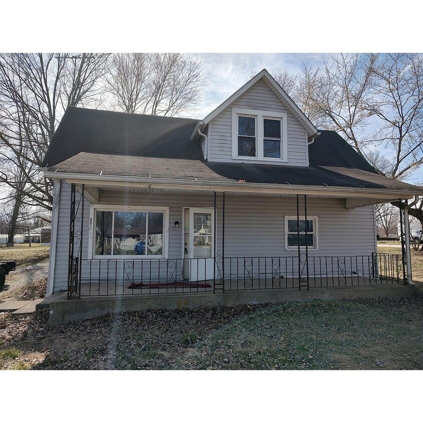 601 E Meadow St, Hymera, IN 47855 House Rental in Hymera, IN