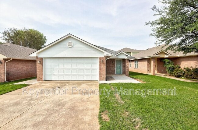 Photo - 932 Beaumont Square House