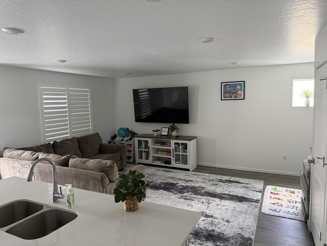 Foto del edificio - 3826 S Landmark Ln