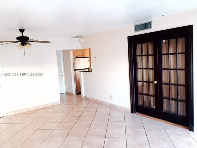Foto del edificio - 236 Castlewood Dr