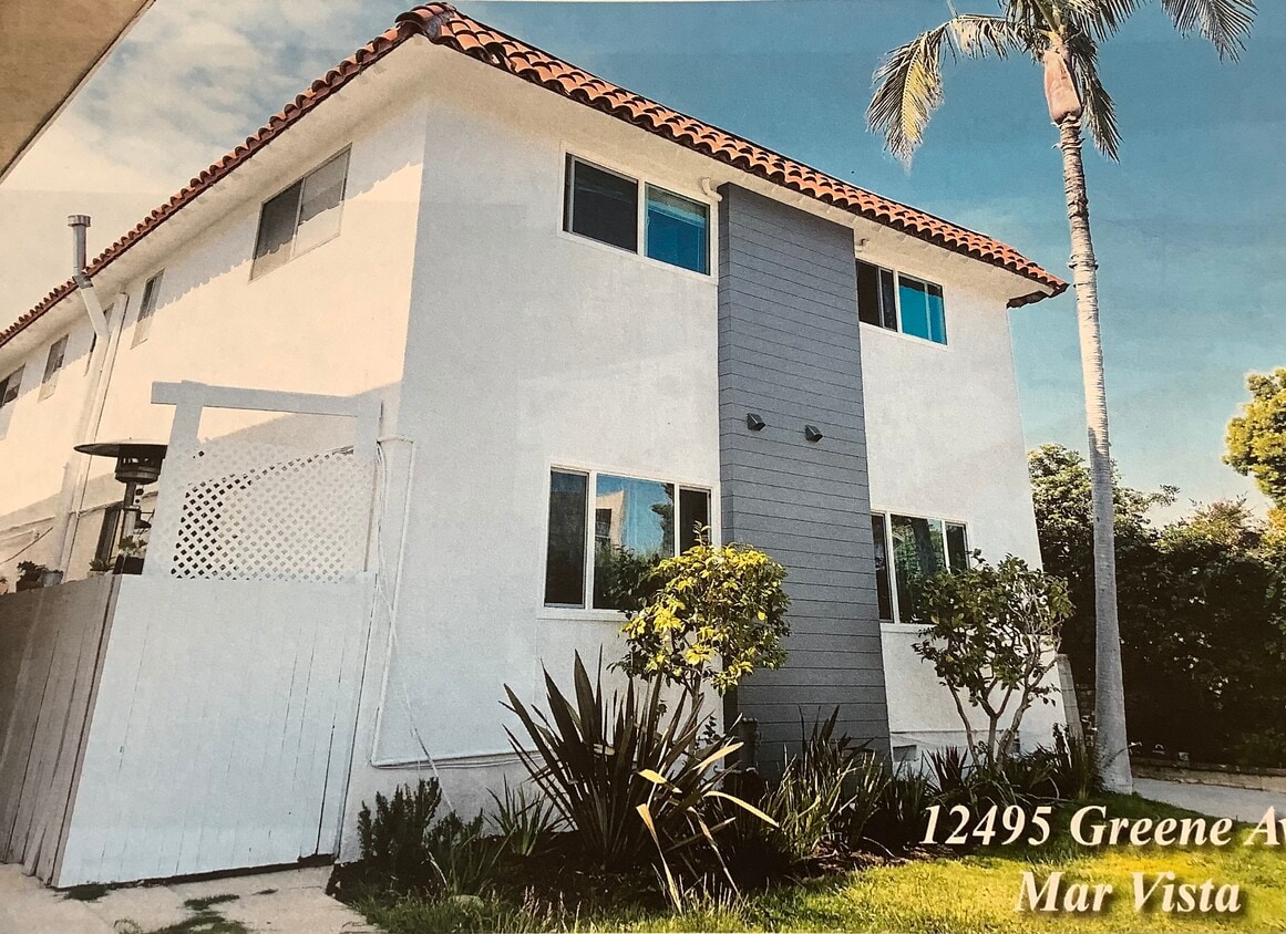 Primary Photo - 12497 Greene Ave