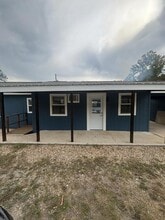Building Photo - 1527 Cranfield Rd