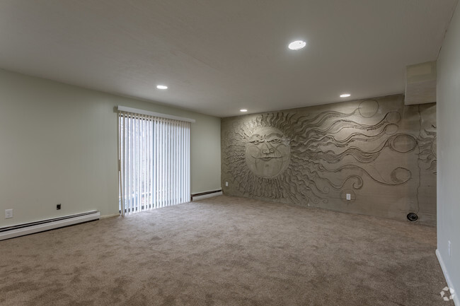 2BD 1BA 1,000 sq. ft. - River View Apartments