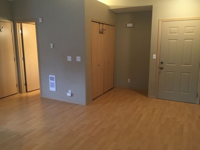Building Photo - 5313