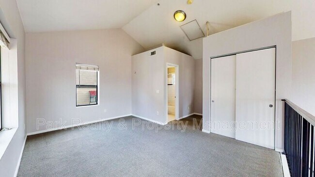 Foto del edificio - 2033 W 30th Ave