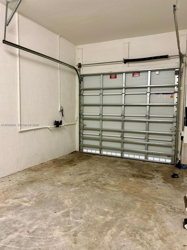 Foto del edificio - 12779 NW 24th Ave