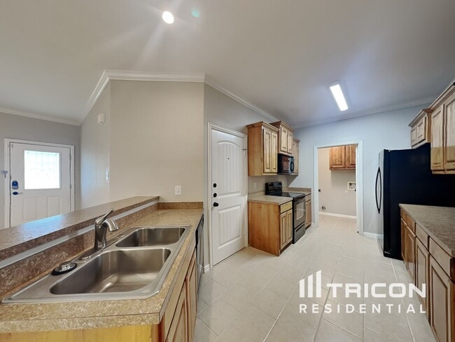 Foto del edificio - 825 Rambling Ct