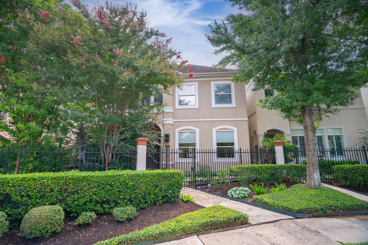 Foto principal - 5512 Val Verde St