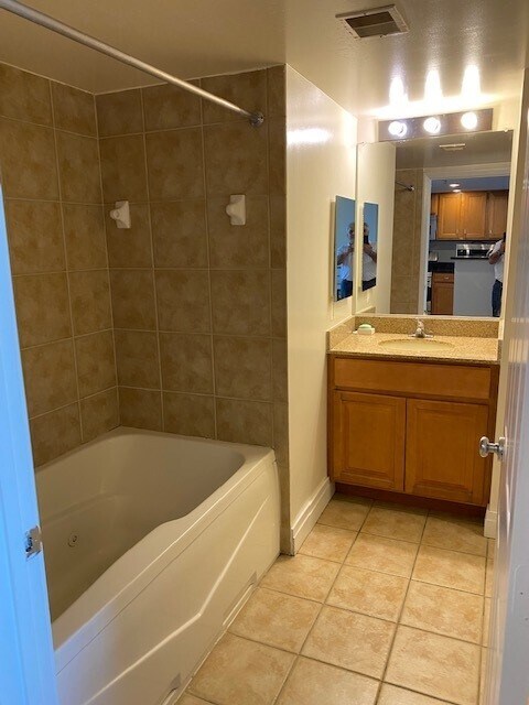 Bathroom - 414 Water St