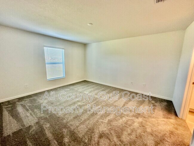 Foto del edificio - 8725 Sunset Pk Trl S