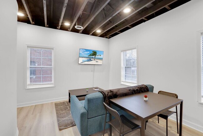 Foto del edificio - 145 E Livingston Ave
