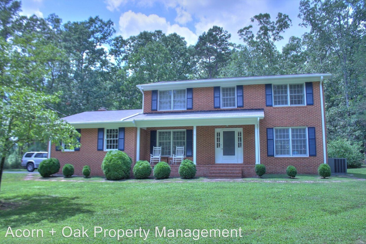 4 br, 3 bath House 216 Argonne Drive House Rental in Durham, NC