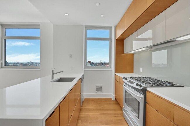 Foto del edificio - 1 bedroom in Brooklyn NY 11217