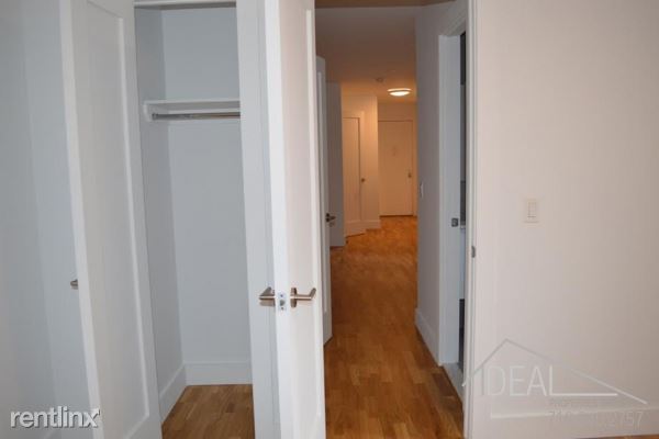 Building Photo - 810 Saint Marks Ave