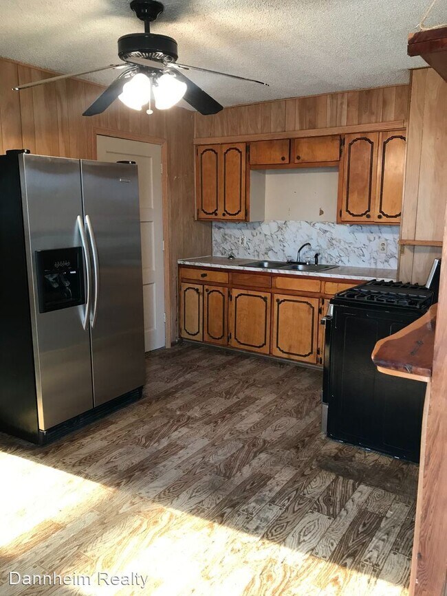 Foto del edificio - 4 br, 2 bath House - 1020 W Hockley Street