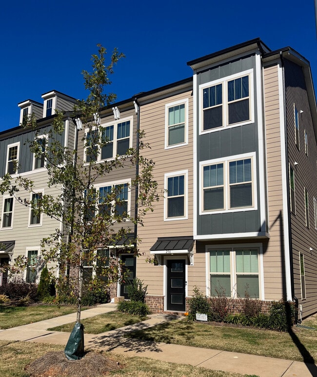 Photo - 236 Judson Ave Townhome