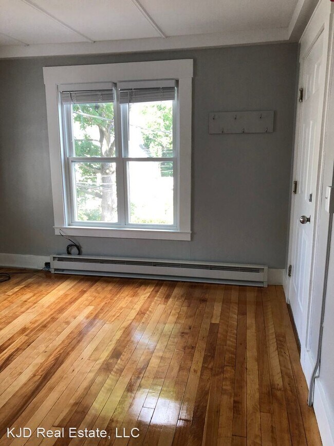 3 Merrimack St, Concord, NH 03301 Apartment for Rent in Concord, NH