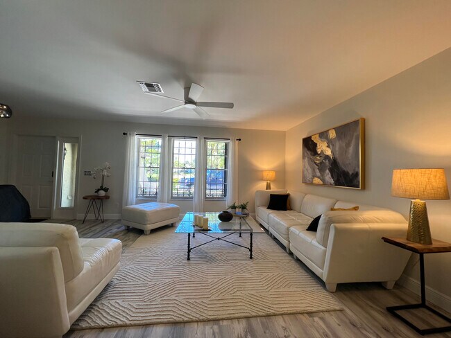 Building Photo - 5878 Tidewater Dr
