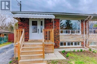 Building Photo - 382 Blue Grass Blvd