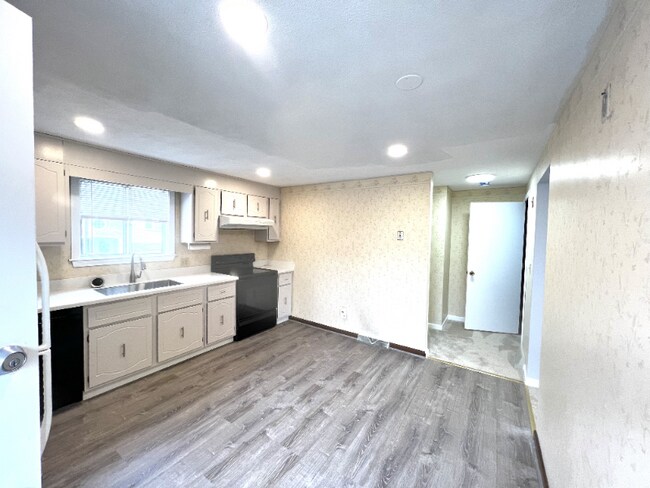 Photo - 45 Merrimac St Townhome