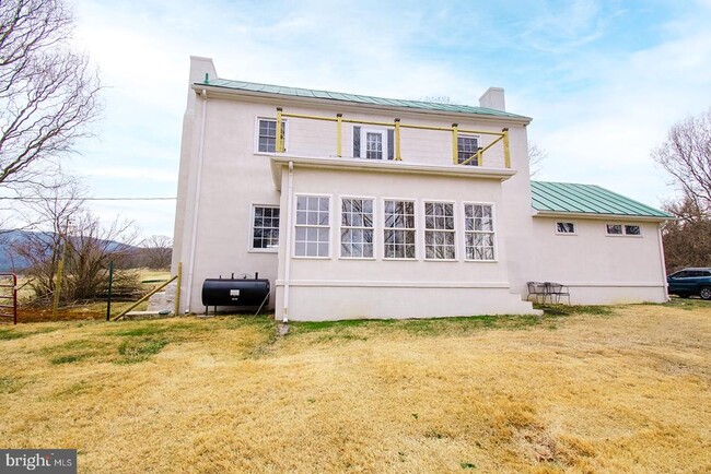 Building Photo - 57 Waterhouse Ln