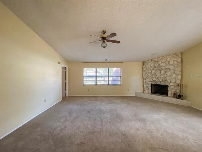 Building Photo - 5025 Barrington Cir