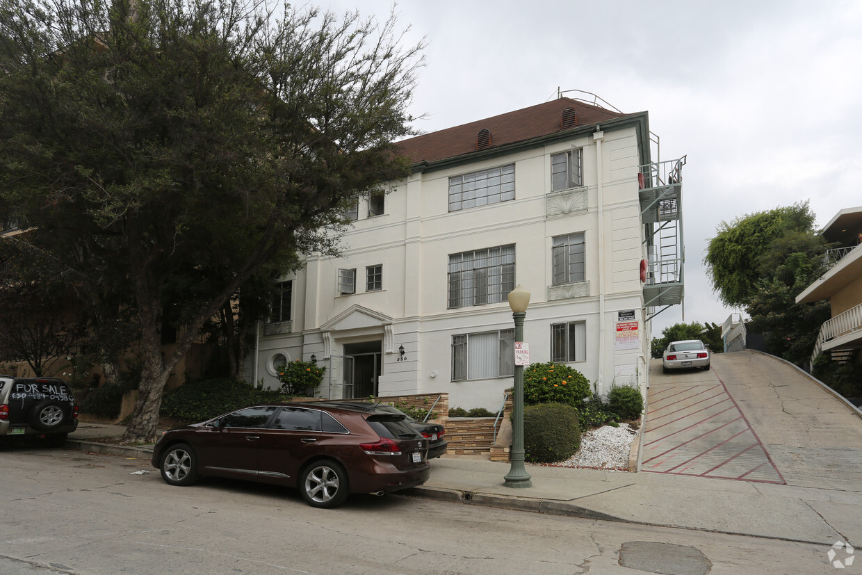 Foto del edificio - 530 Glenrock Ave