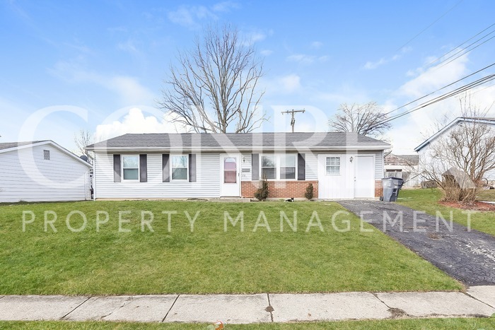 Primary Photo - Beautiful 3 Bedroom with Patio!