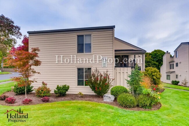 Building Photo - Fabulous 2 Bedroom 2 Bathroom Condo with P...